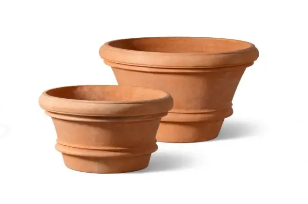 2-Piece Terracotta Decorative Pot Set complete set