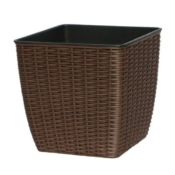 Poly Rattan planter shown within supplier group reference