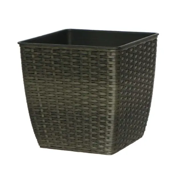 Poly Rattan planter shown within supplier group reference